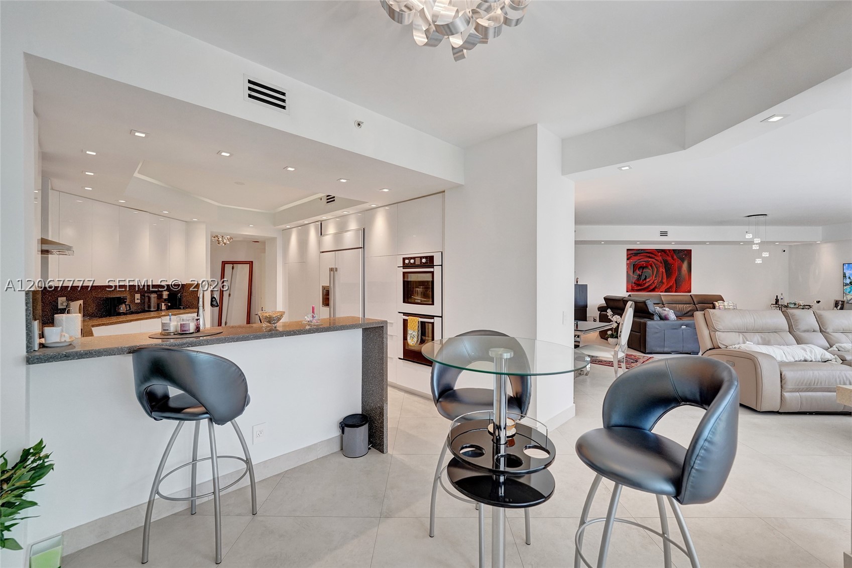 21200 Point Pl #403 Aventura, FL 33180