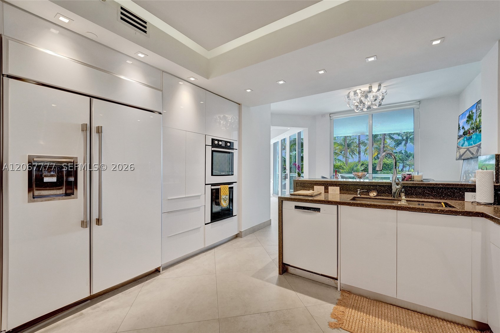 21200 Point Pl #403 Aventura, FL 33180