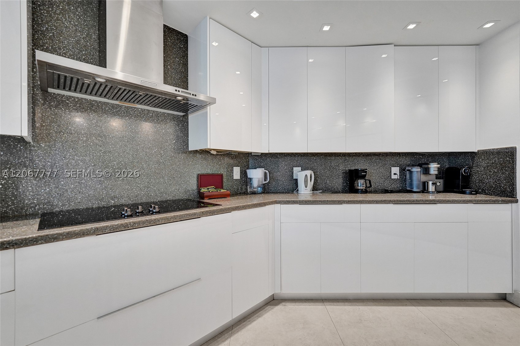 21200 Point Pl #403 Aventura, FL 33180