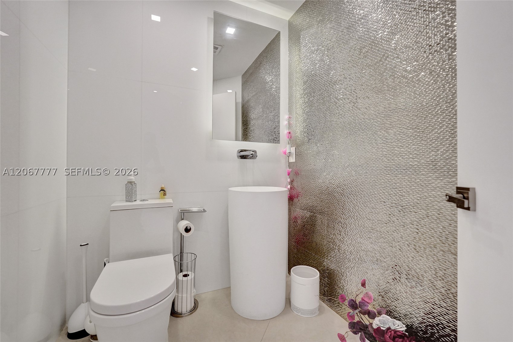 21200 Point Pl #403 Aventura, FL 33180