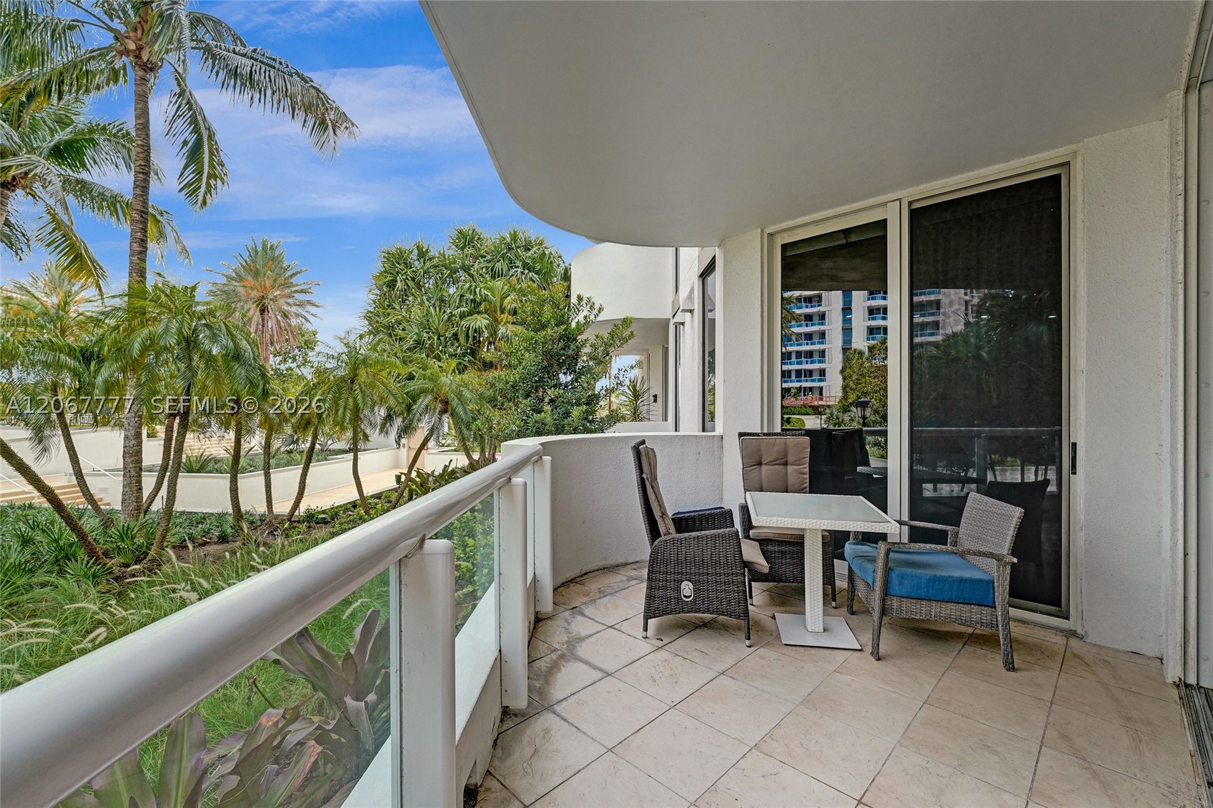 21200 Point Pl #403 Aventura, FL 33180