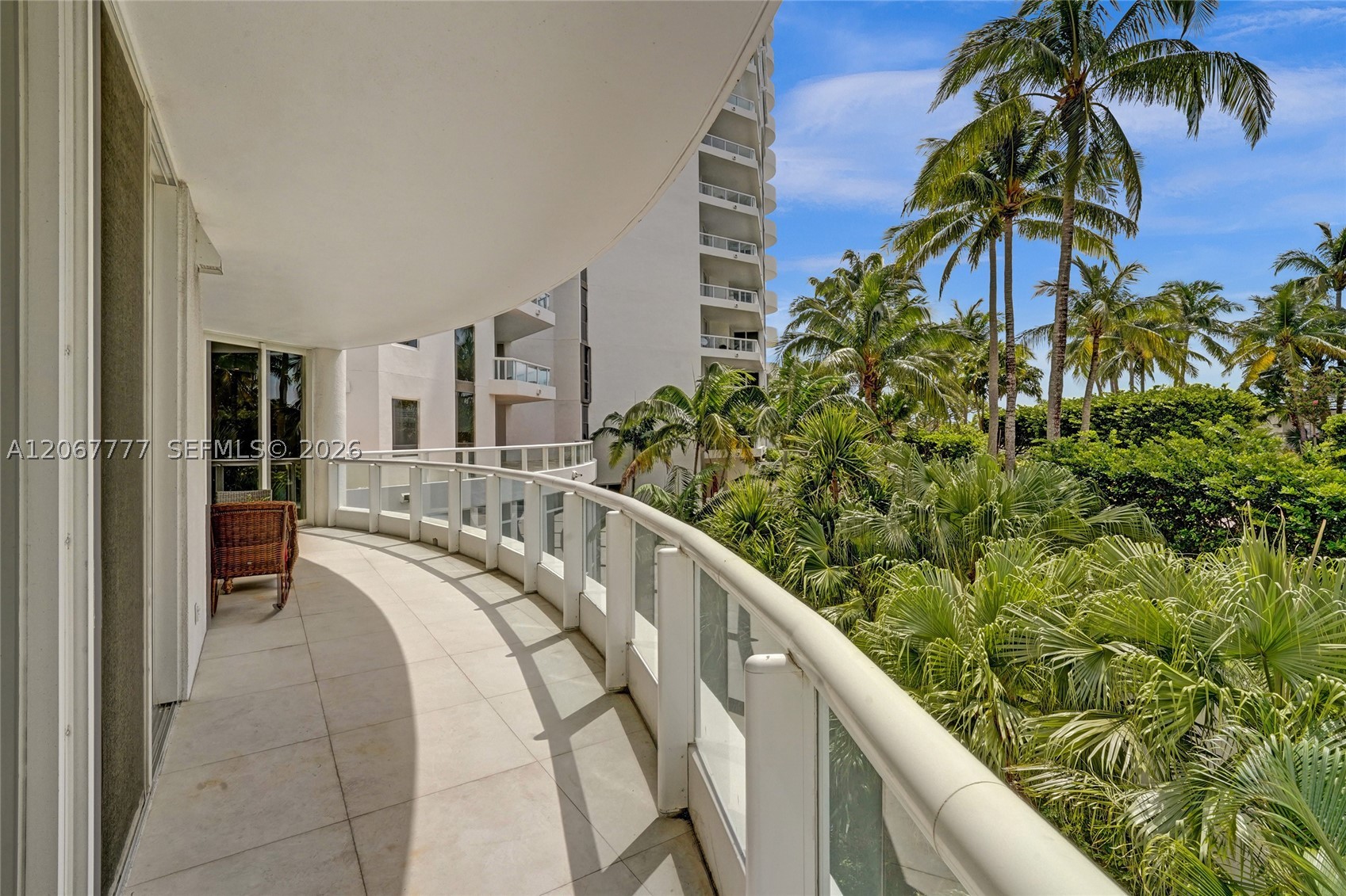 21200 Point Pl #403 Aventura, FL 33180
