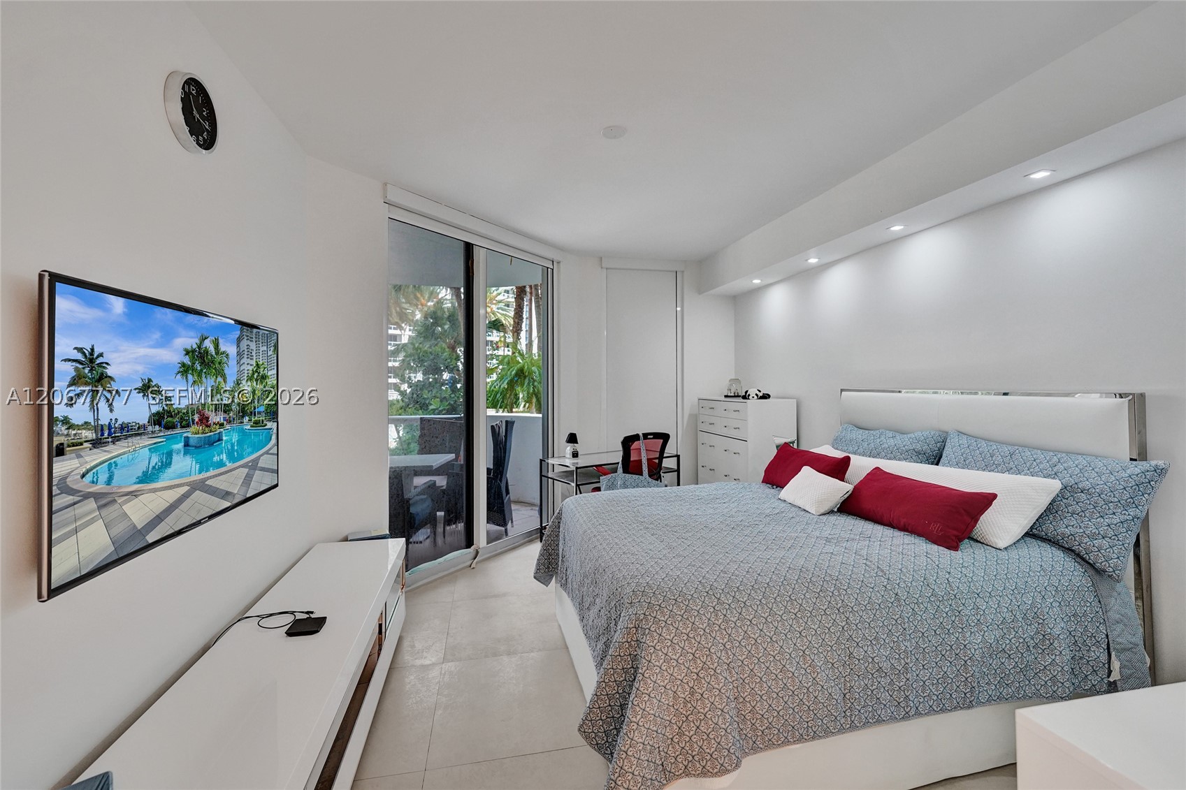 21200 Point Pl #403 Aventura, FL 33180