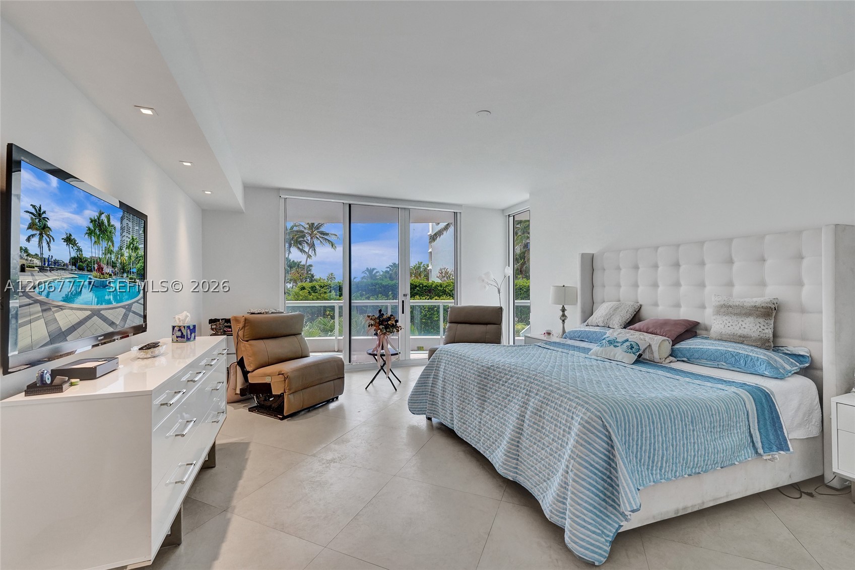 21200 Point Pl #403 Aventura, FL 33180