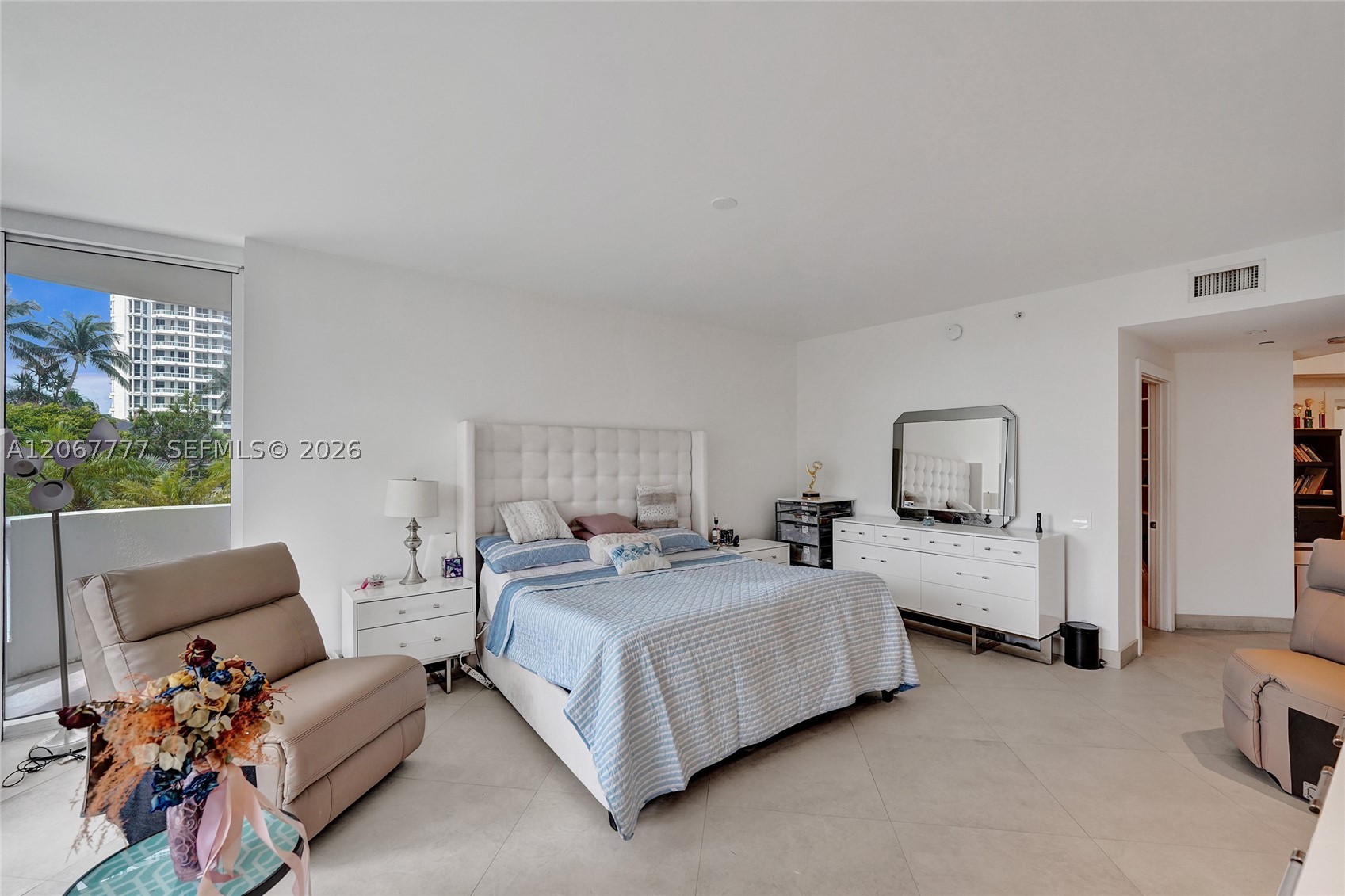 21200 Point Pl #403 Aventura, FL 33180