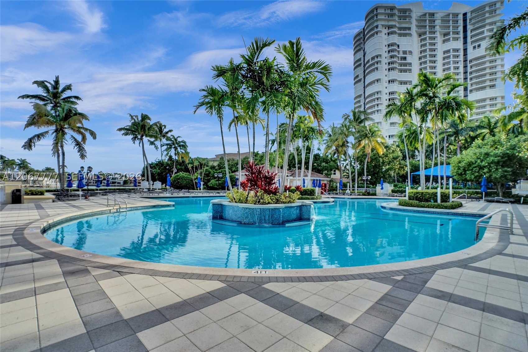 21200 Point Pl #403 Aventura, FL 33180