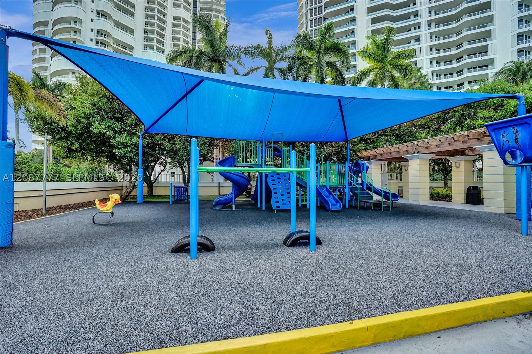 21200 Point Pl #403 Aventura, FL 33180