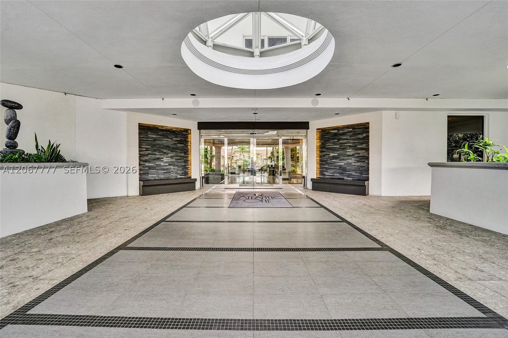 21200 Point Pl #403 Aventura, FL 33180