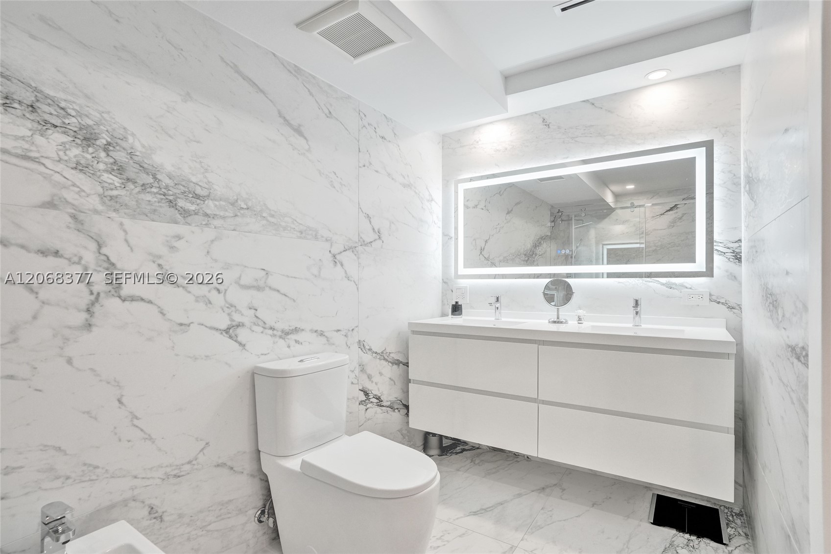 image Brickell Key One14