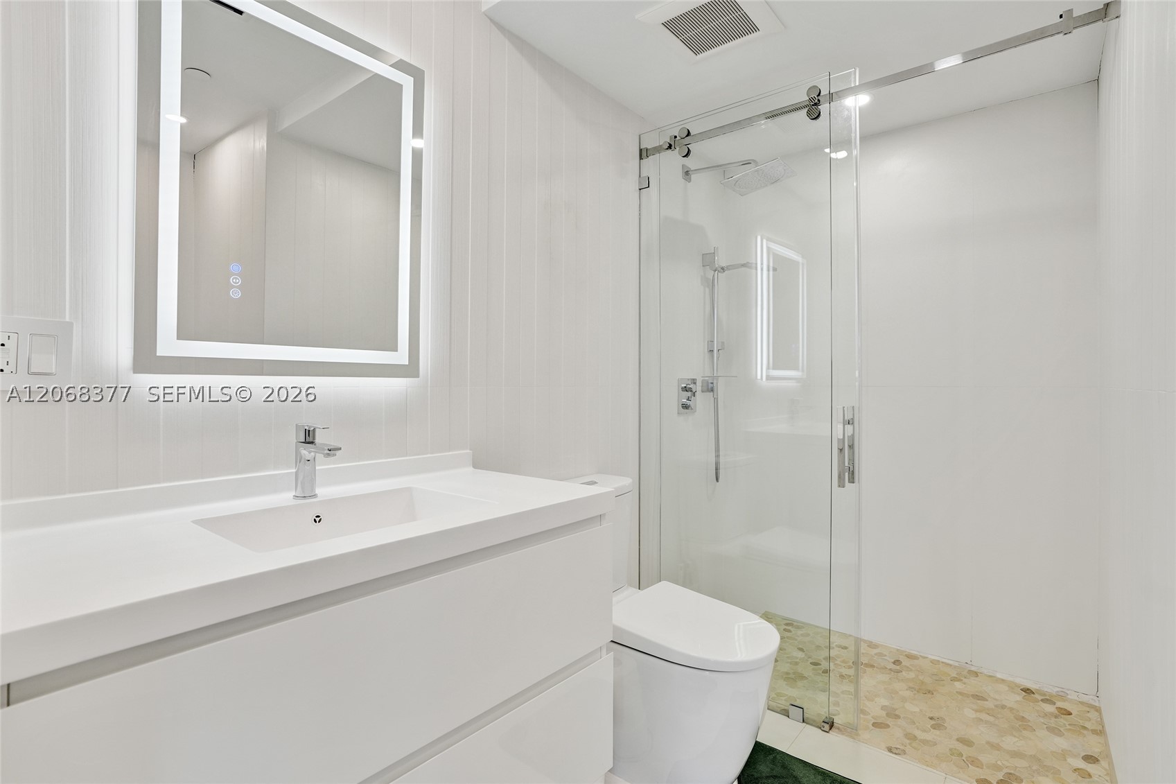 image Brickell Key One20