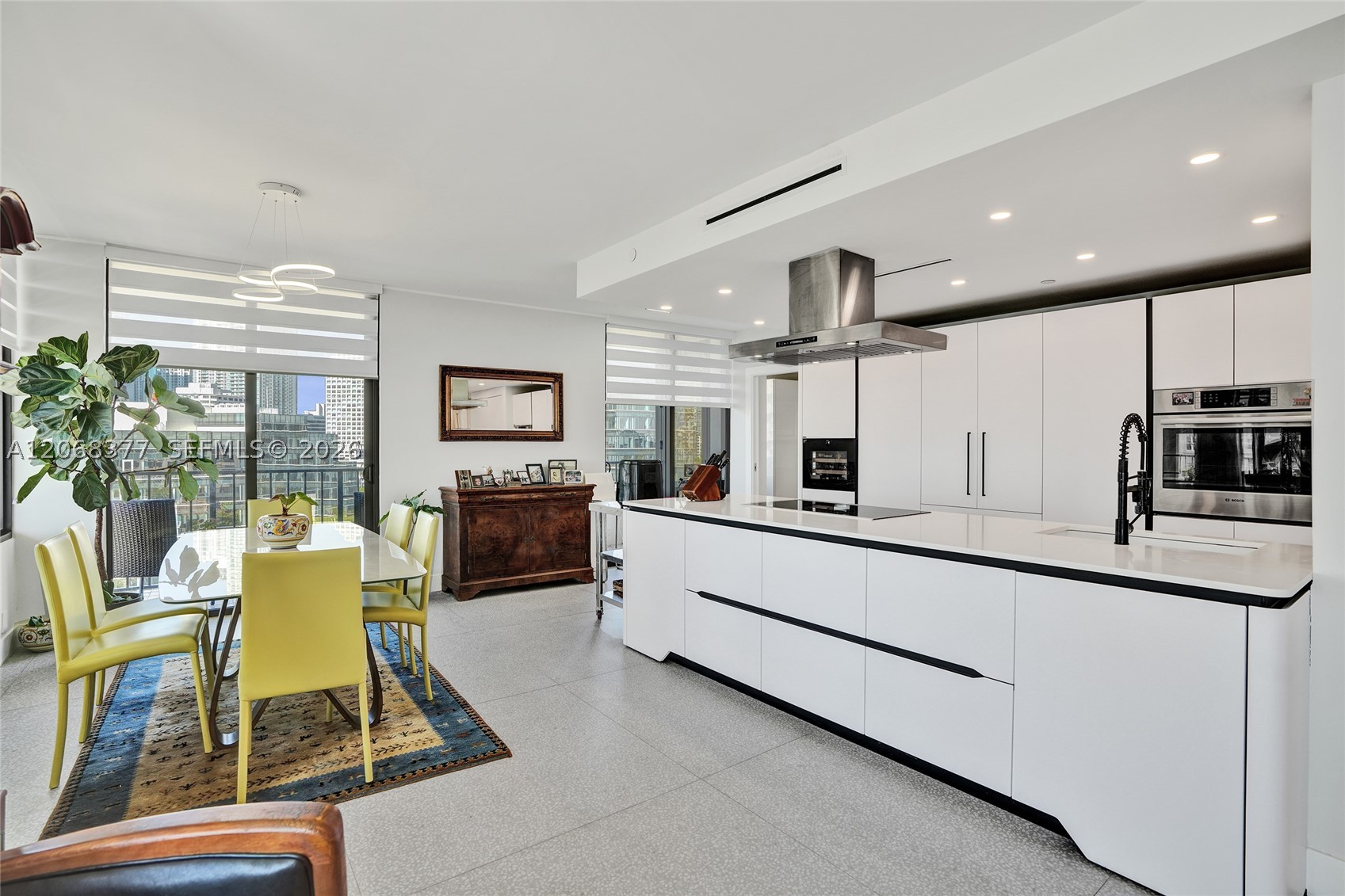 image Brickell Key One2