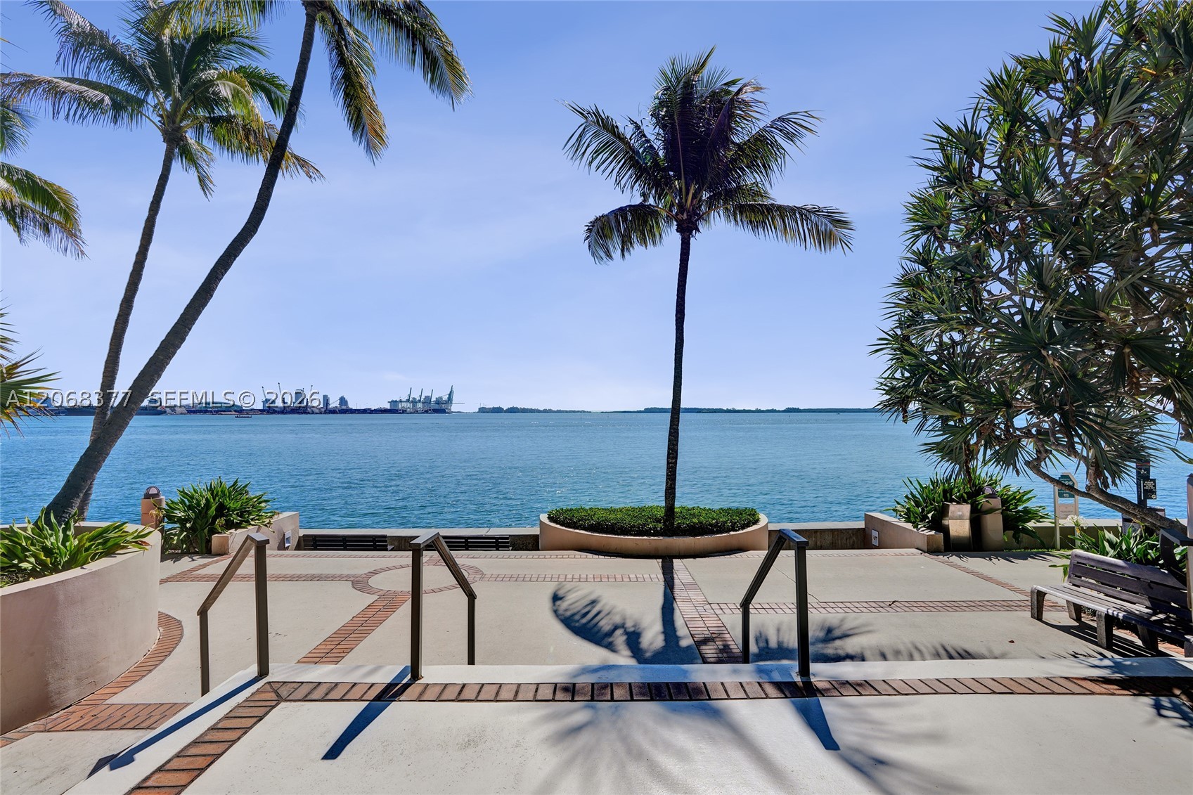 image Brickell Key One34