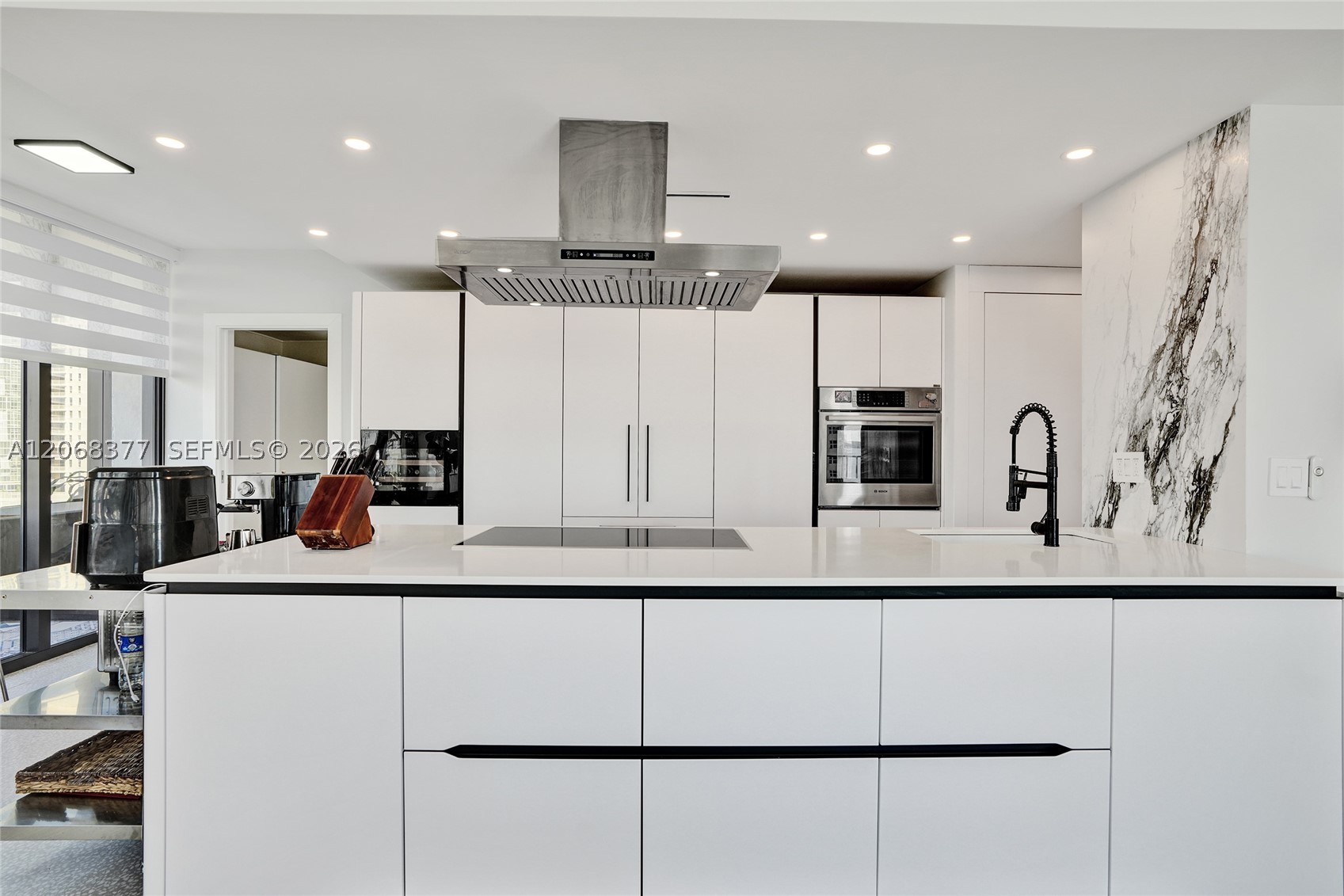 image Brickell Key One3