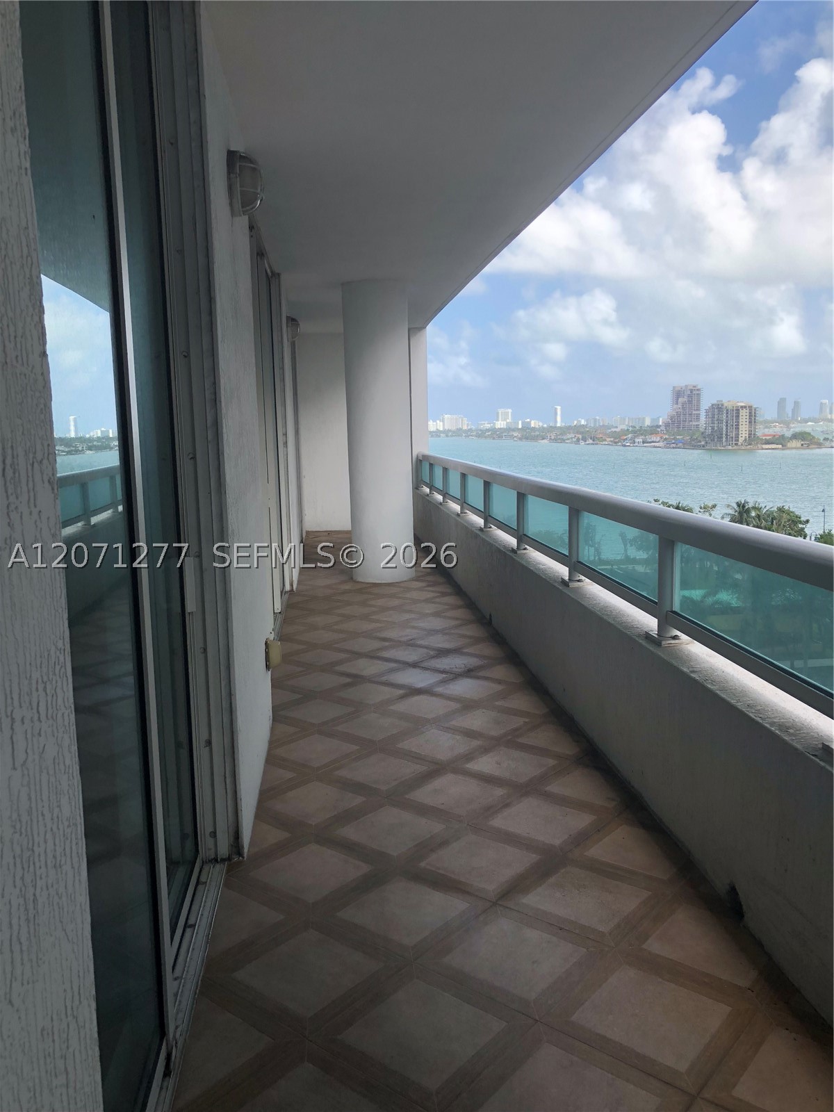 1800 N Bayshore Dr #814 Miami, FL 33132