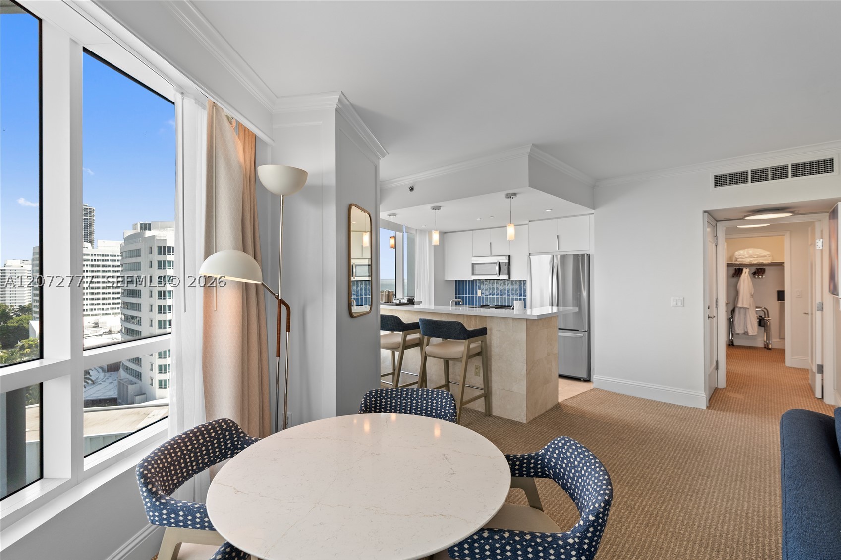 4401 Collins Ave #1115 Miami Beach, FL 33140