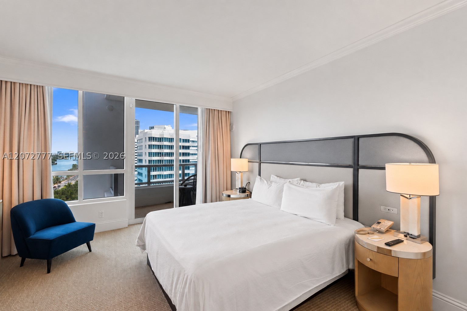 4401 Collins Ave #1115 Miami Beach, FL 33140
