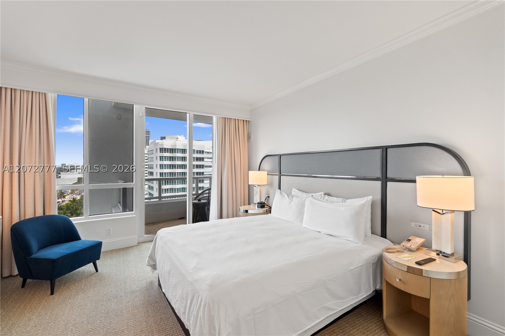 4401 Collins Ave #1115 Miami Beach, FL 33140