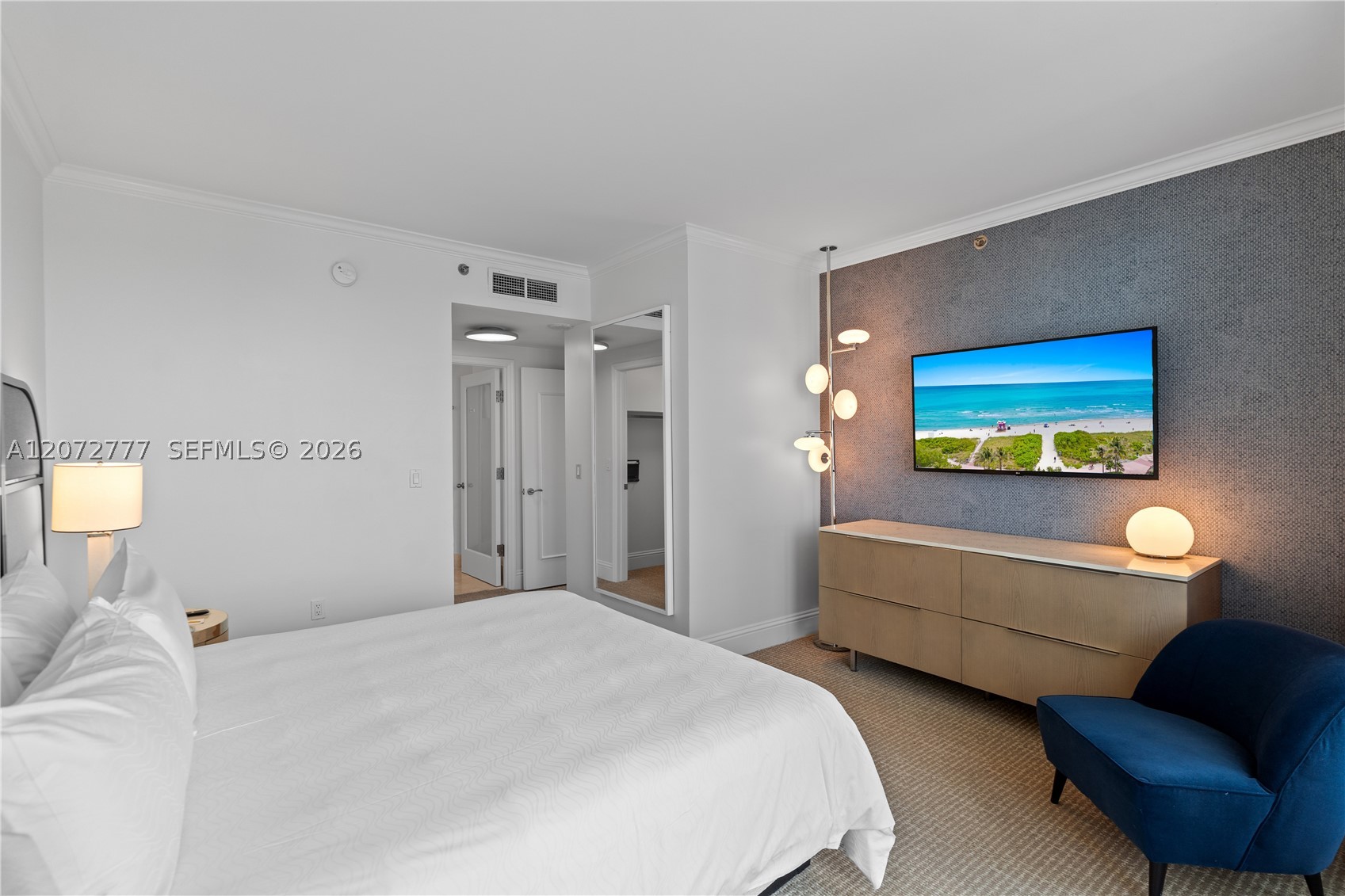 4401 Collins Ave #1115 Miami Beach, FL 33140
