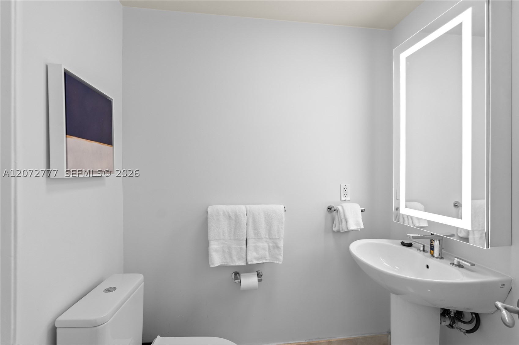 4401 Collins Ave #1115 Miami Beach, FL 33140