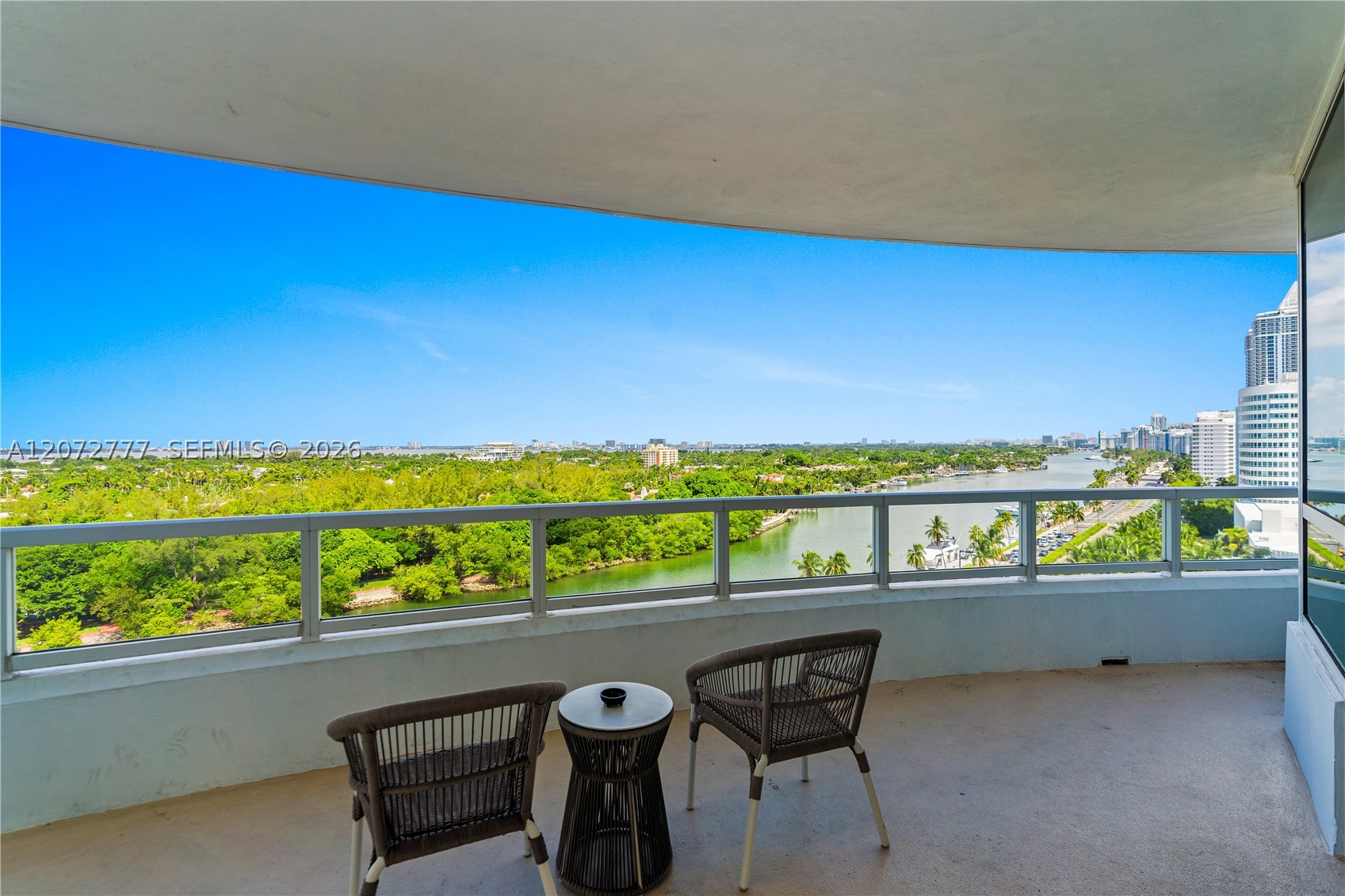 4401 Collins Ave #1115 Miami Beach, FL 33140