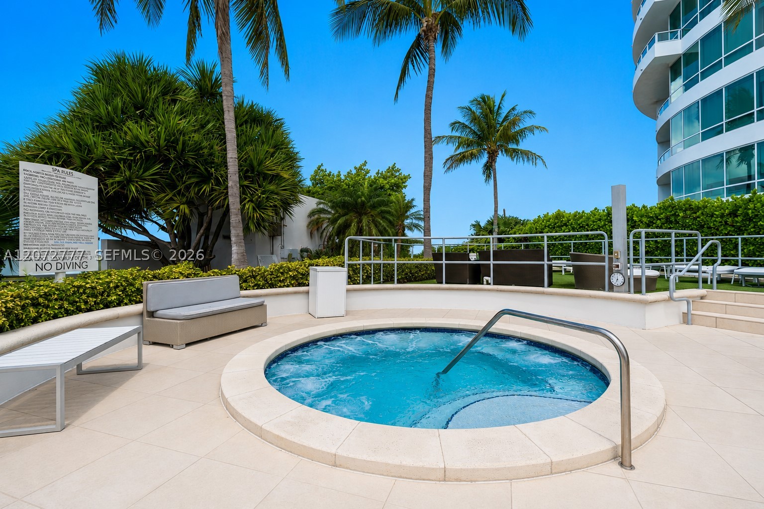 4401 Collins Ave #1115 Miami Beach, FL 33140