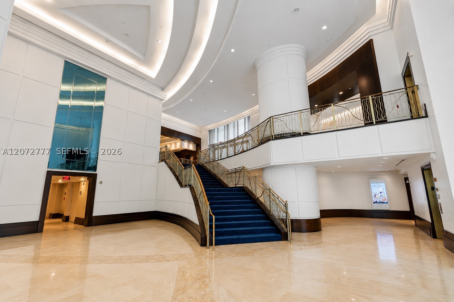 4401 Collins Ave #1115 Miami Beach, FL 33140