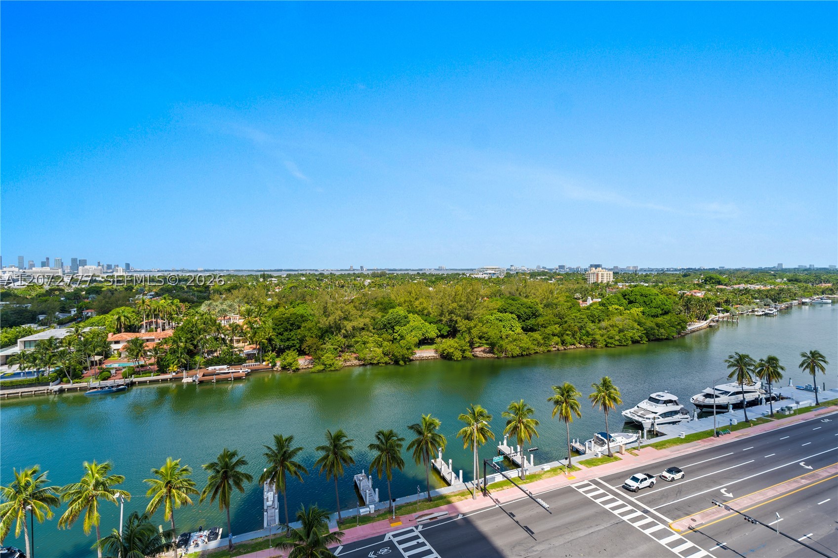 4401 Collins Ave #1115 Miami Beach, FL 33140