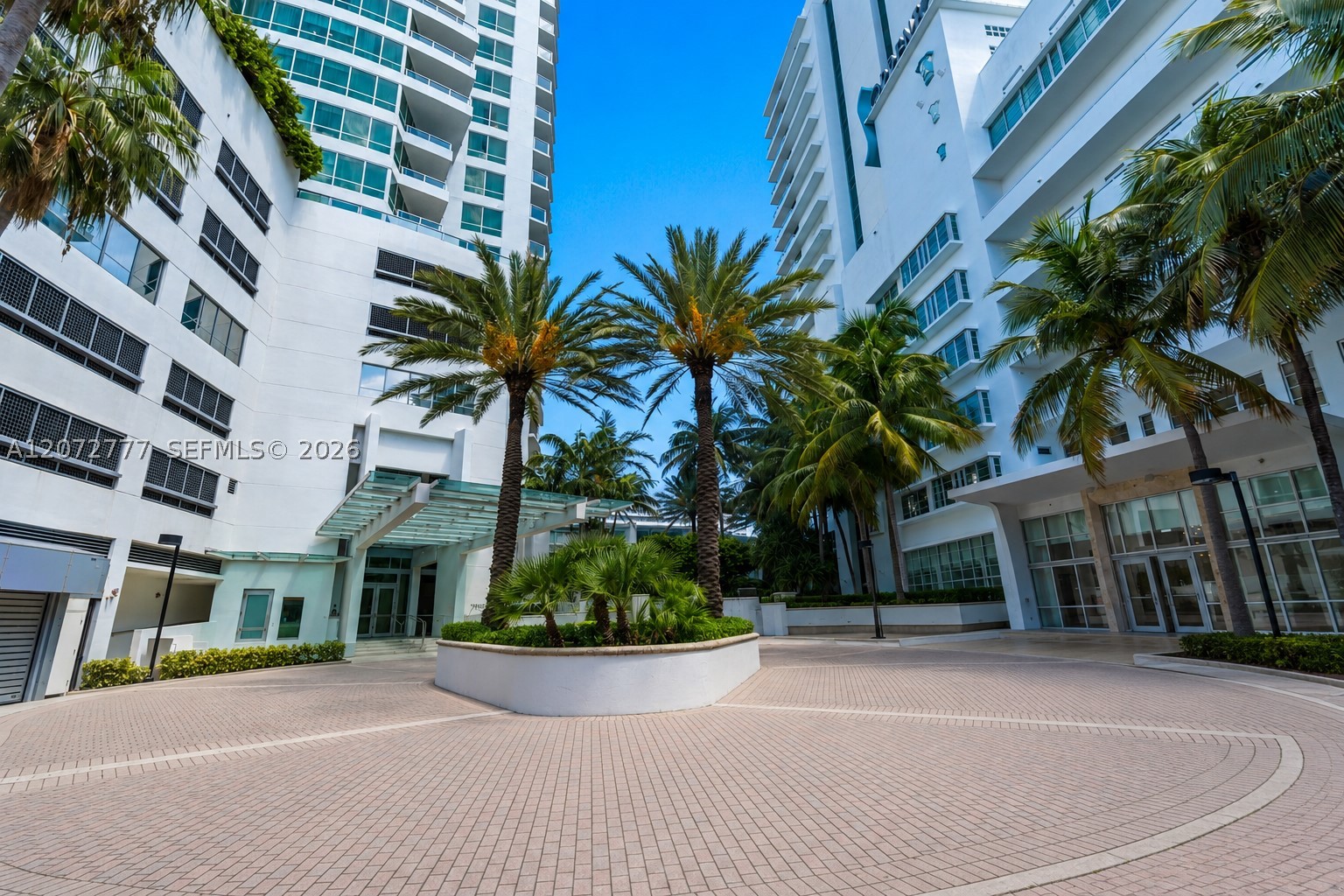 4401 Collins Ave #1115 Miami Beach, FL 33140