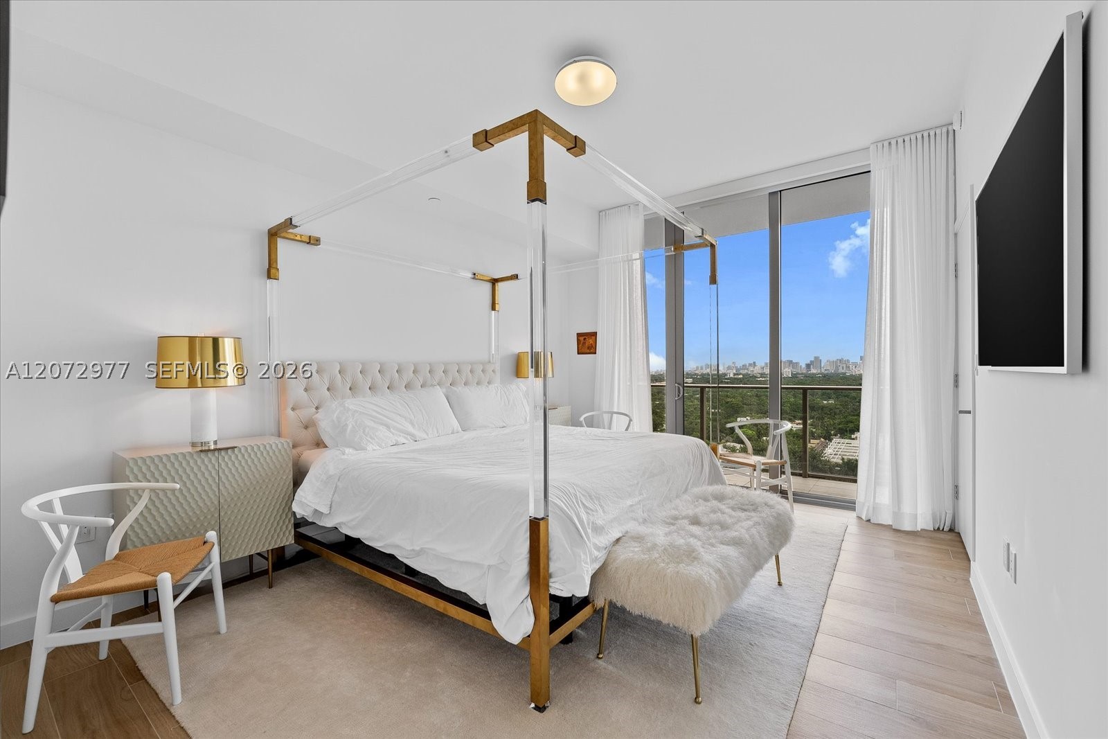 2678 Tigertail Ave #1508 Miami, FL 33133