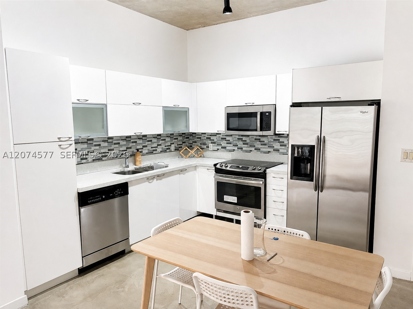 image Loft Downtown I4