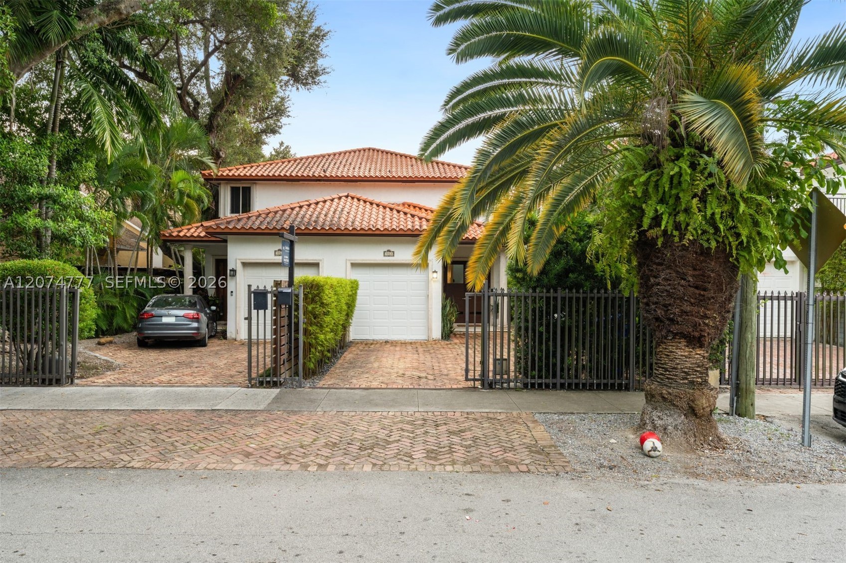 3068 Shipping Ave Coconut Grove, FL 33133