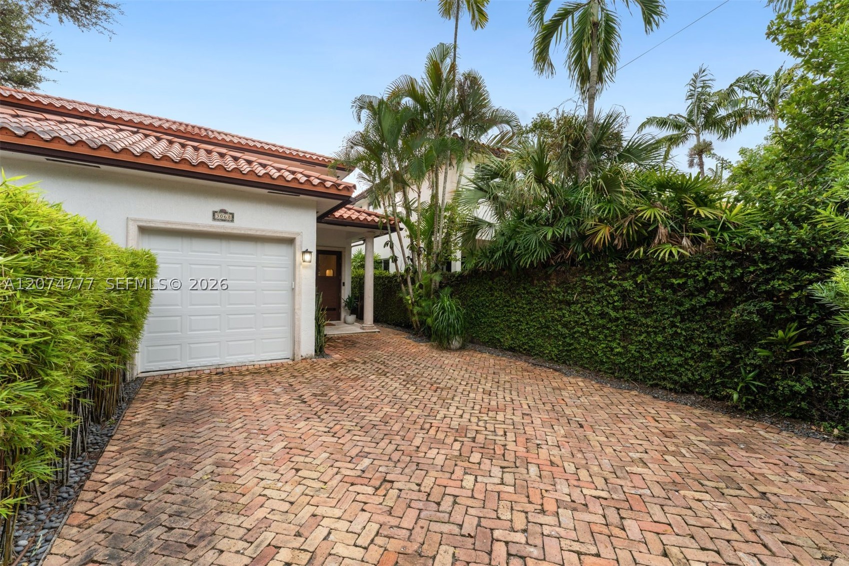3068 Shipping Ave Coconut Grove, FL 33133