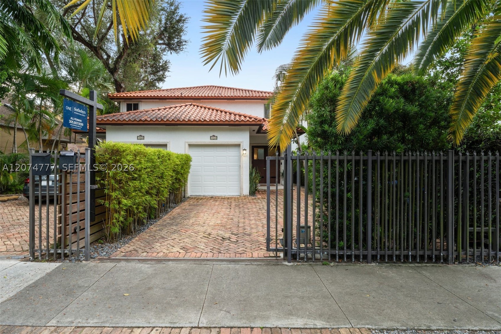 3068 Shipping Ave Coconut Grove, FL 33133