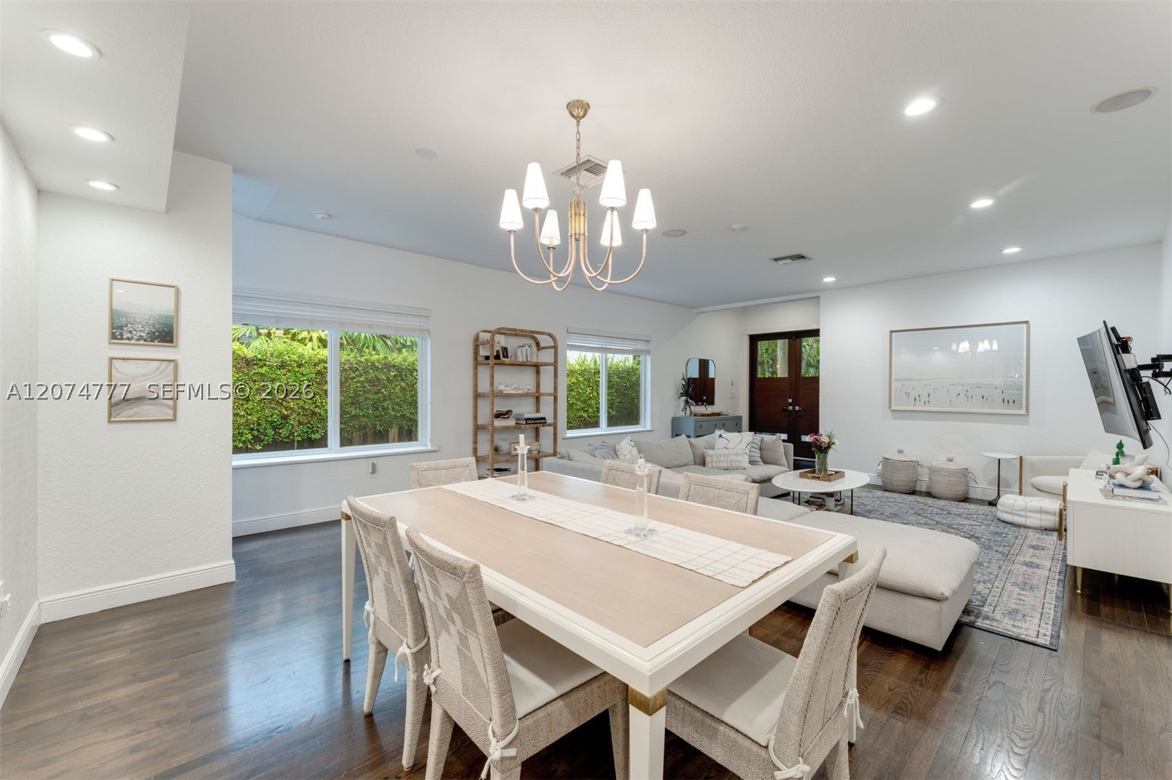 3068 Shipping Ave Coconut Grove, FL 33133