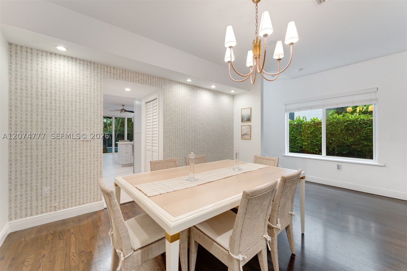 3068 Shipping Ave Coconut Grove, FL 33133