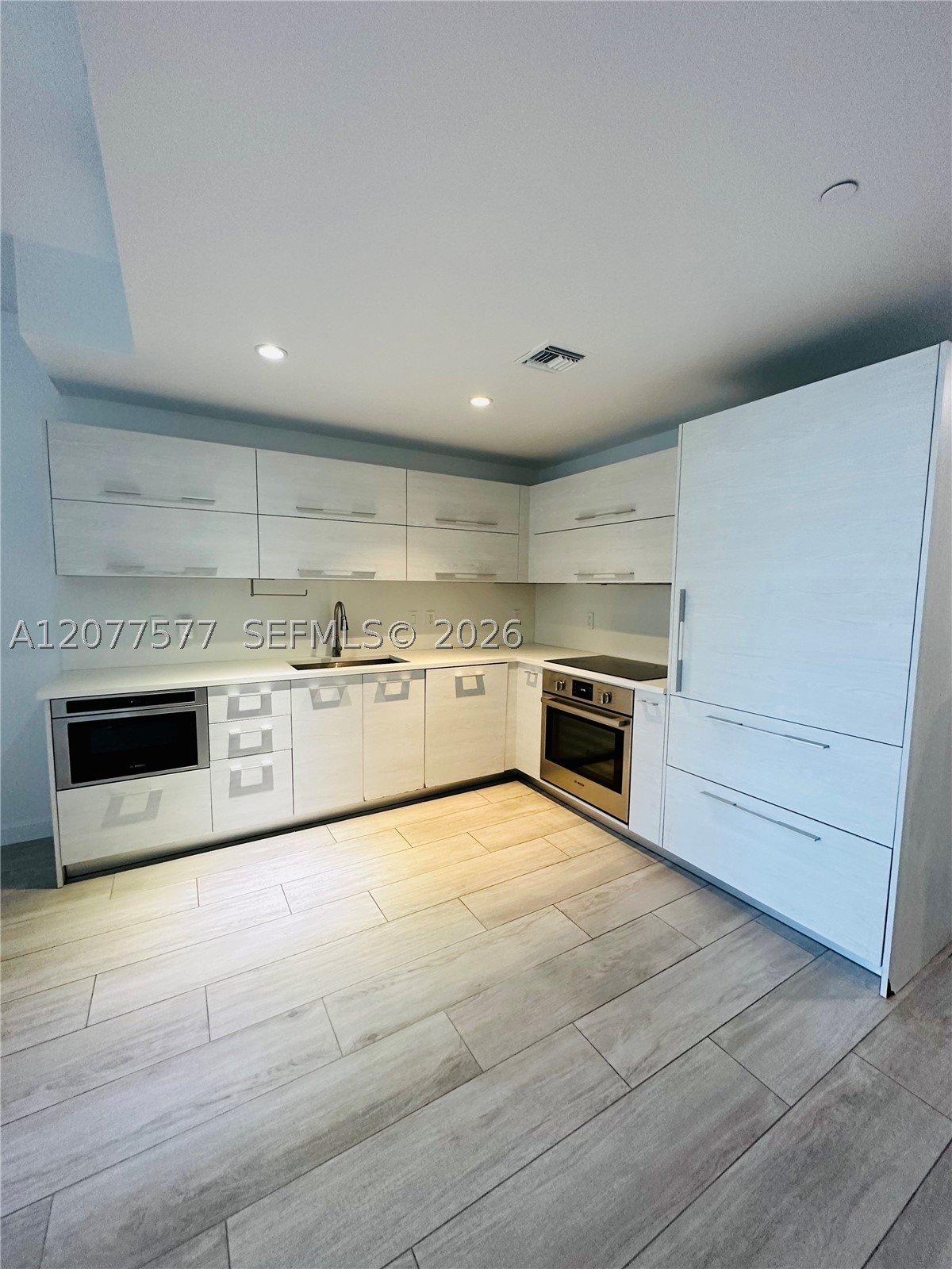 image Brickell Heights East0