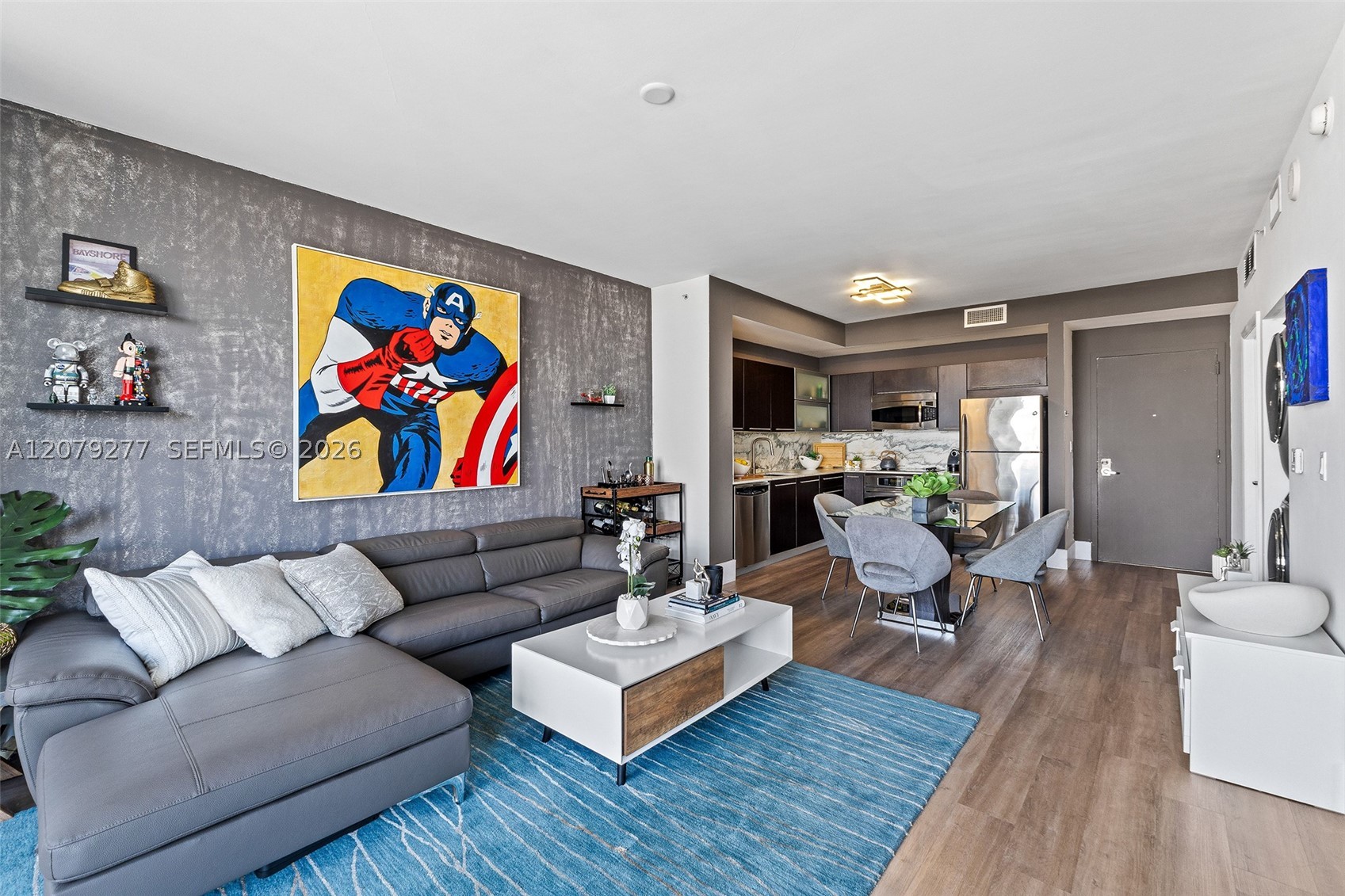 90 SW 3rd St #1506