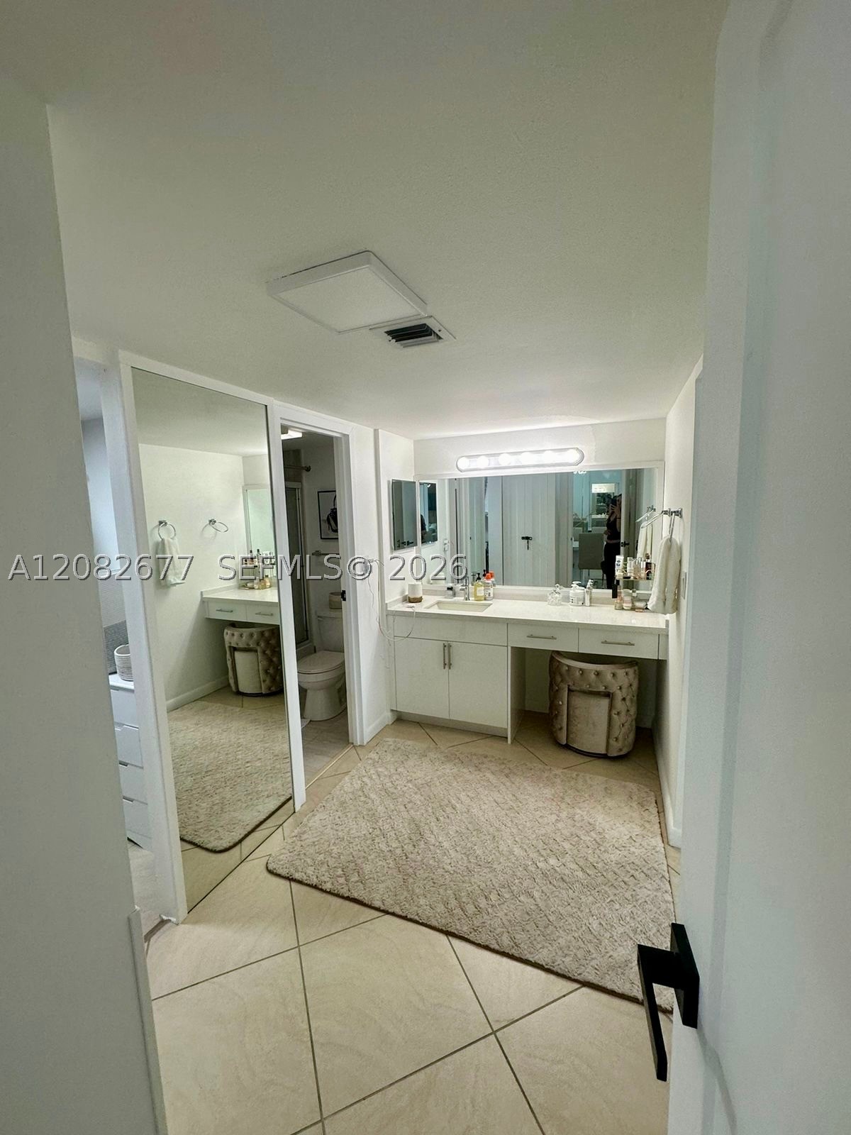 image Arlen House East20