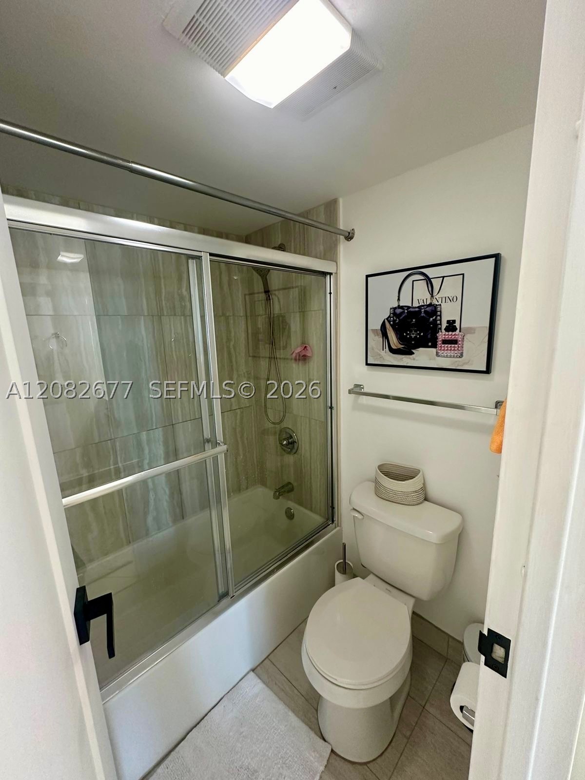 image Arlen House East24