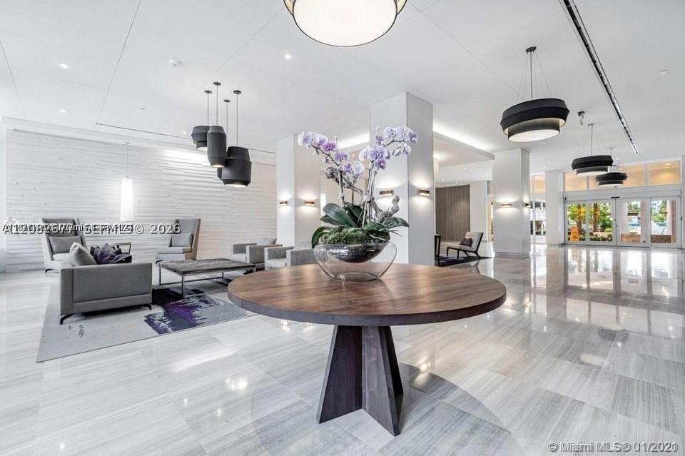 image Arlen House East43