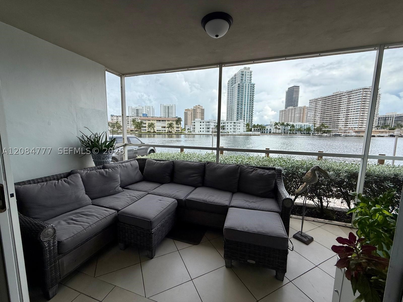 121 Golden Isles Dr #1