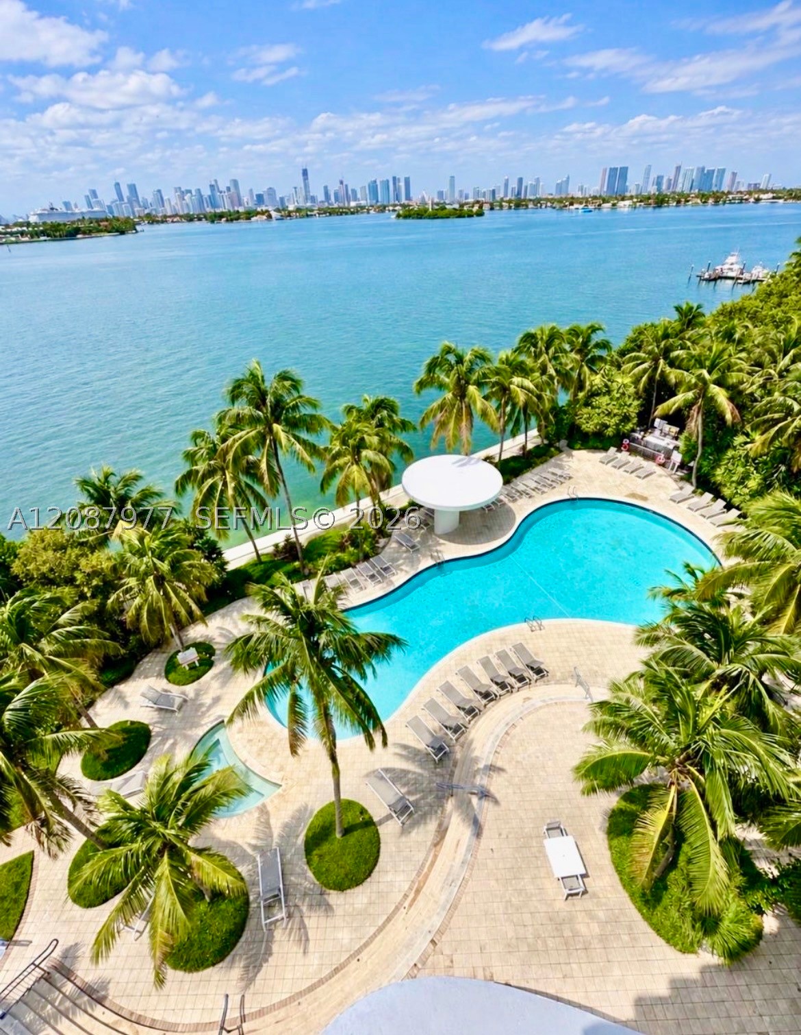 image The Waverly at South Beach10