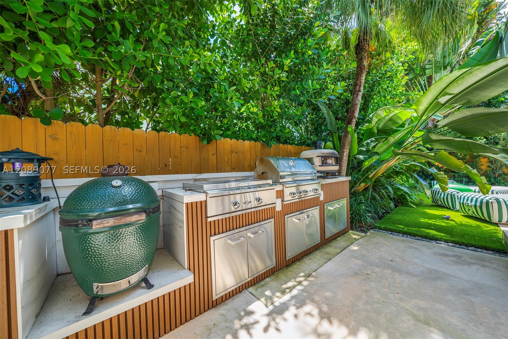 110 Venetian Way Miami Beach, FL 33139