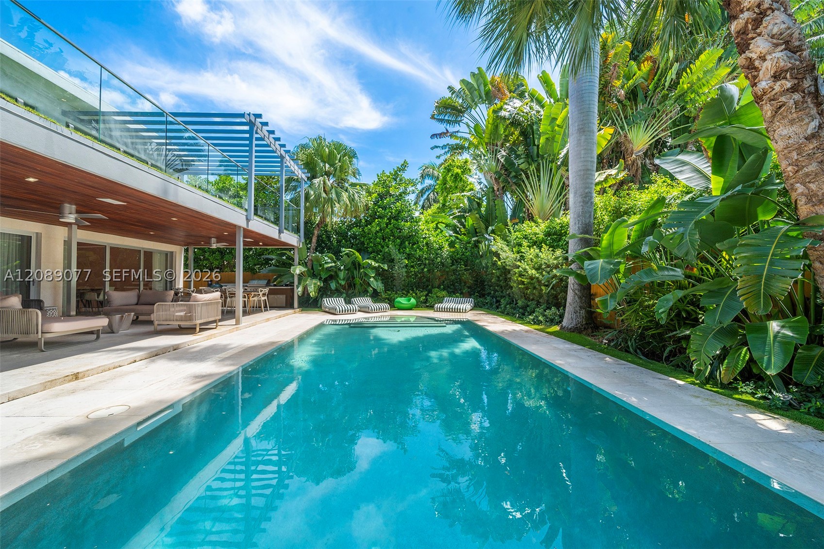 110 Venetian Way Miami Beach, FL 33139
