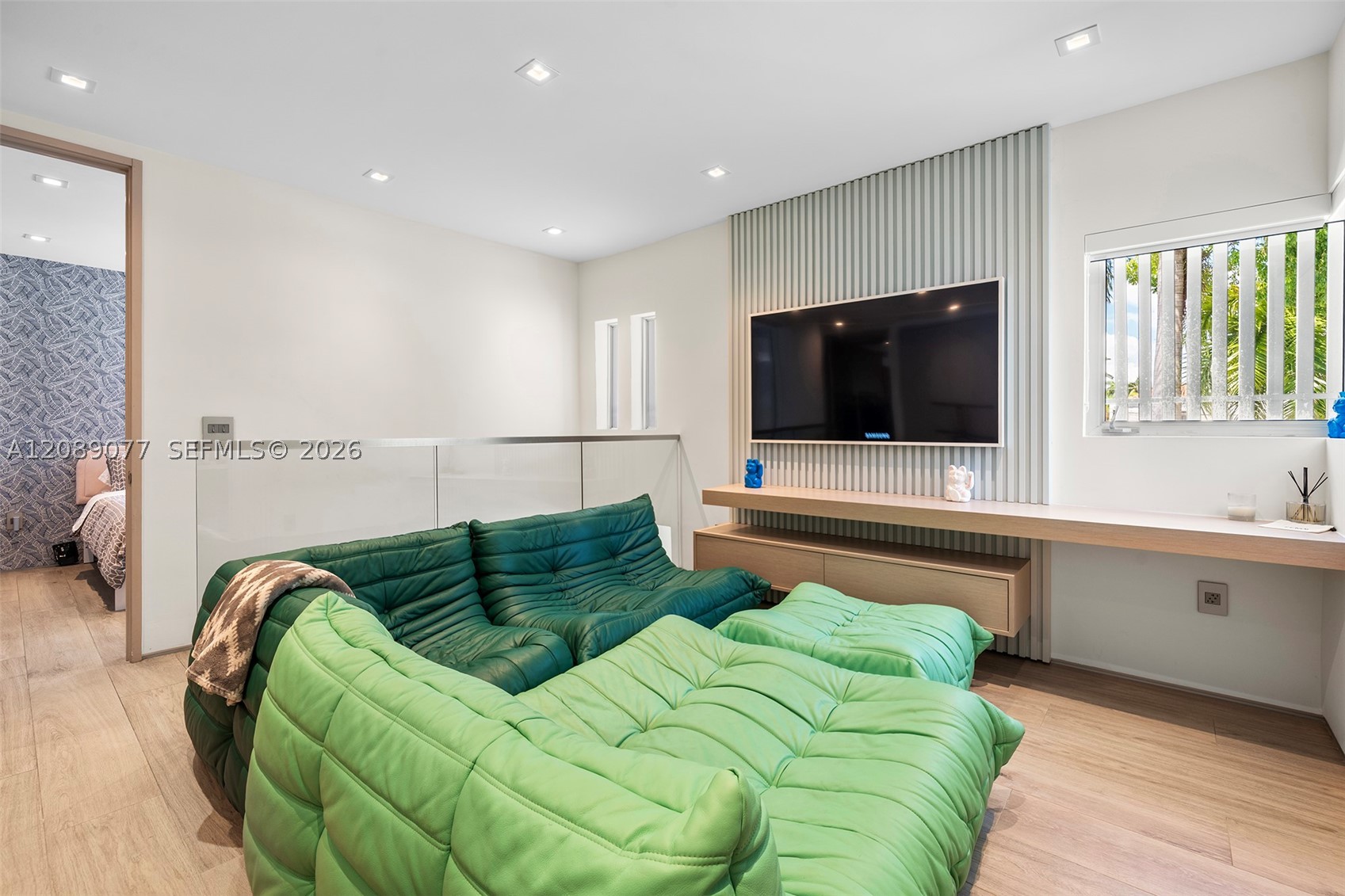 110 Venetian Way Miami Beach, FL 33139