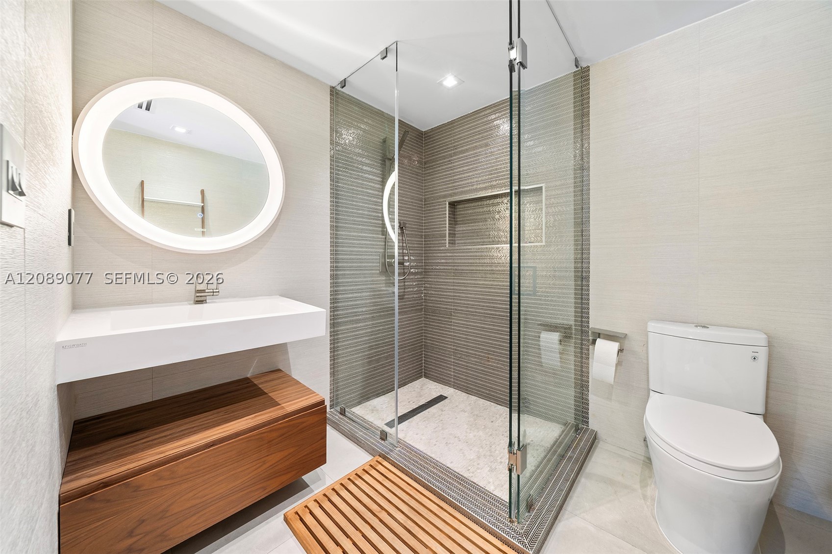 110 Venetian Way Miami Beach, FL 33139