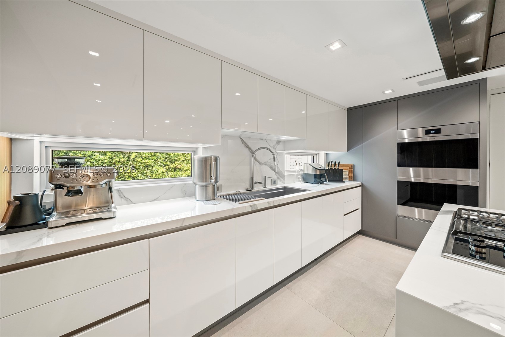110 Venetian Way Miami Beach, FL 33139