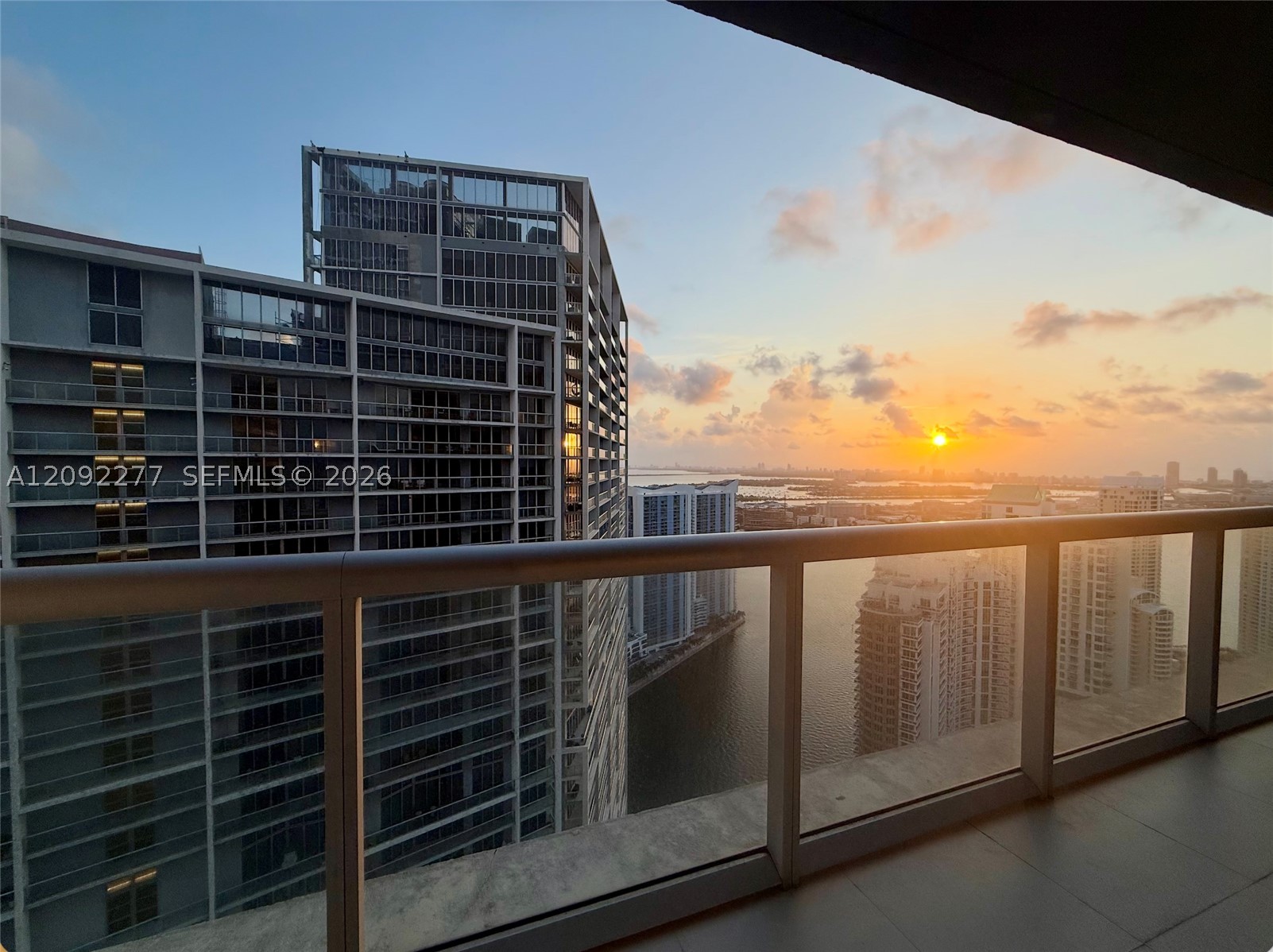 495 Brickell Ave #5106