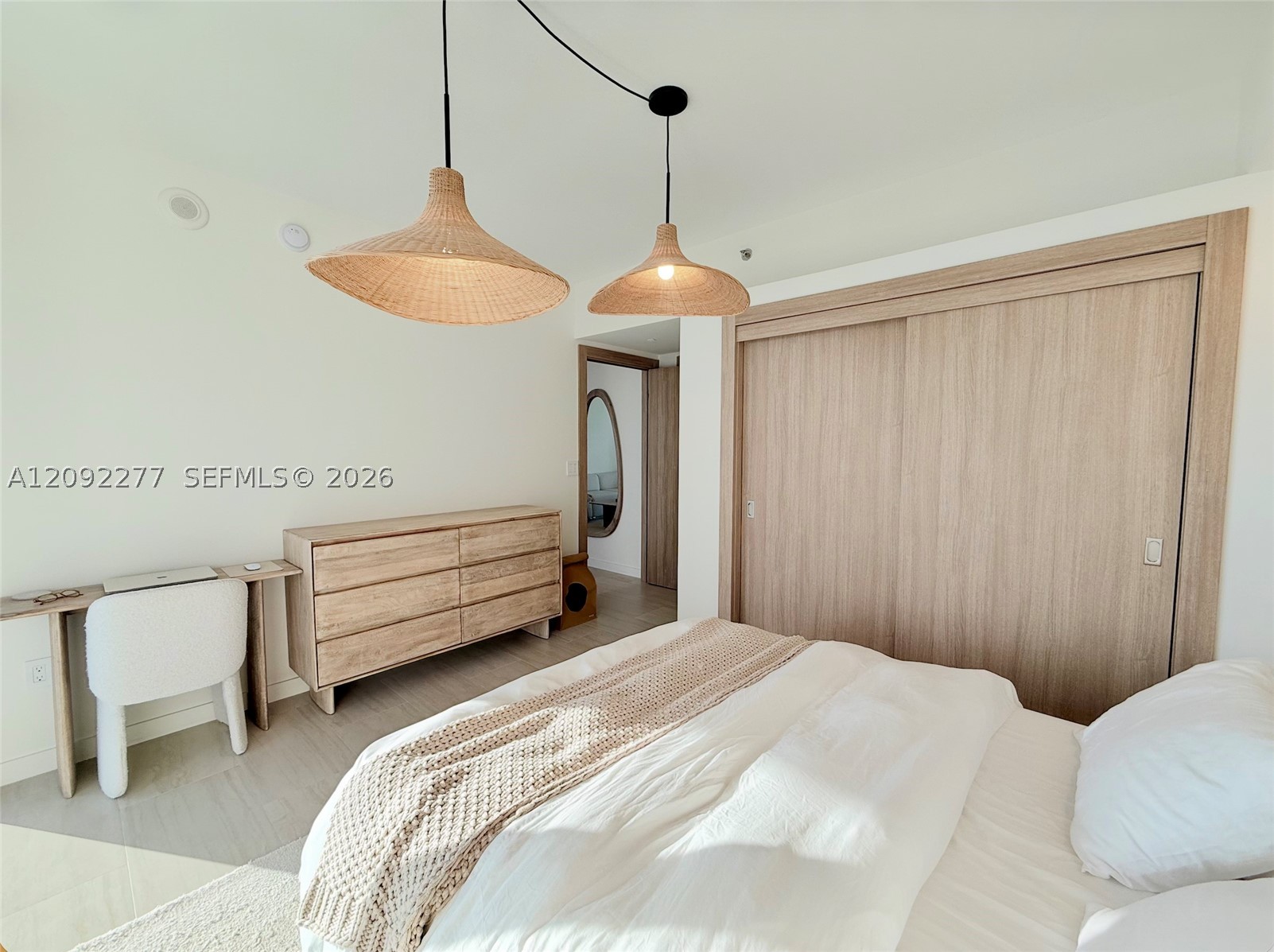image Icon Brickell II16