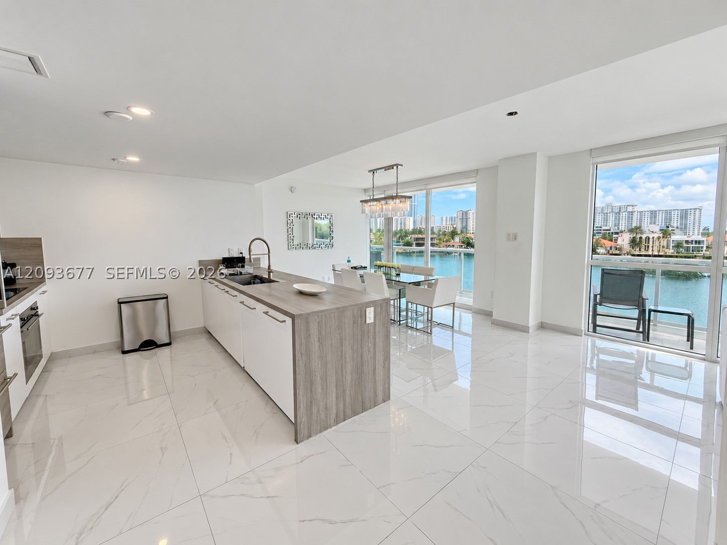 image 400 Sunny Isles11